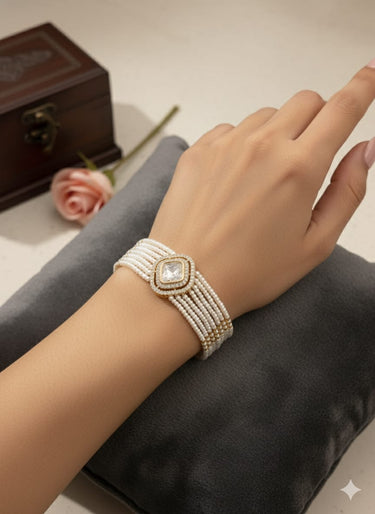 Shimmer Pearl Beads Bracelet